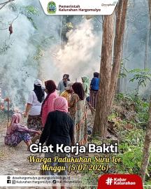 GIAT KERJA BAKTI WARGA PADUKUHAN SURU LOR